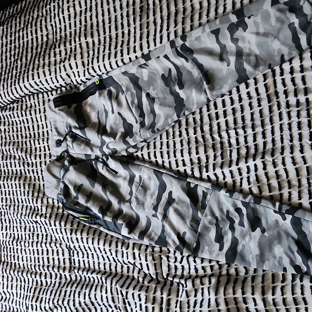 XS  Grey and black army fatigue joggers